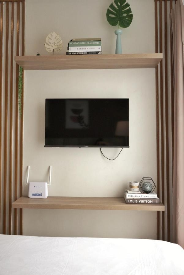 Quince Studio W/ Balcony Orochi Staycation Ph At Loop Tower Cdo Cagayan de Oro Exterior photo